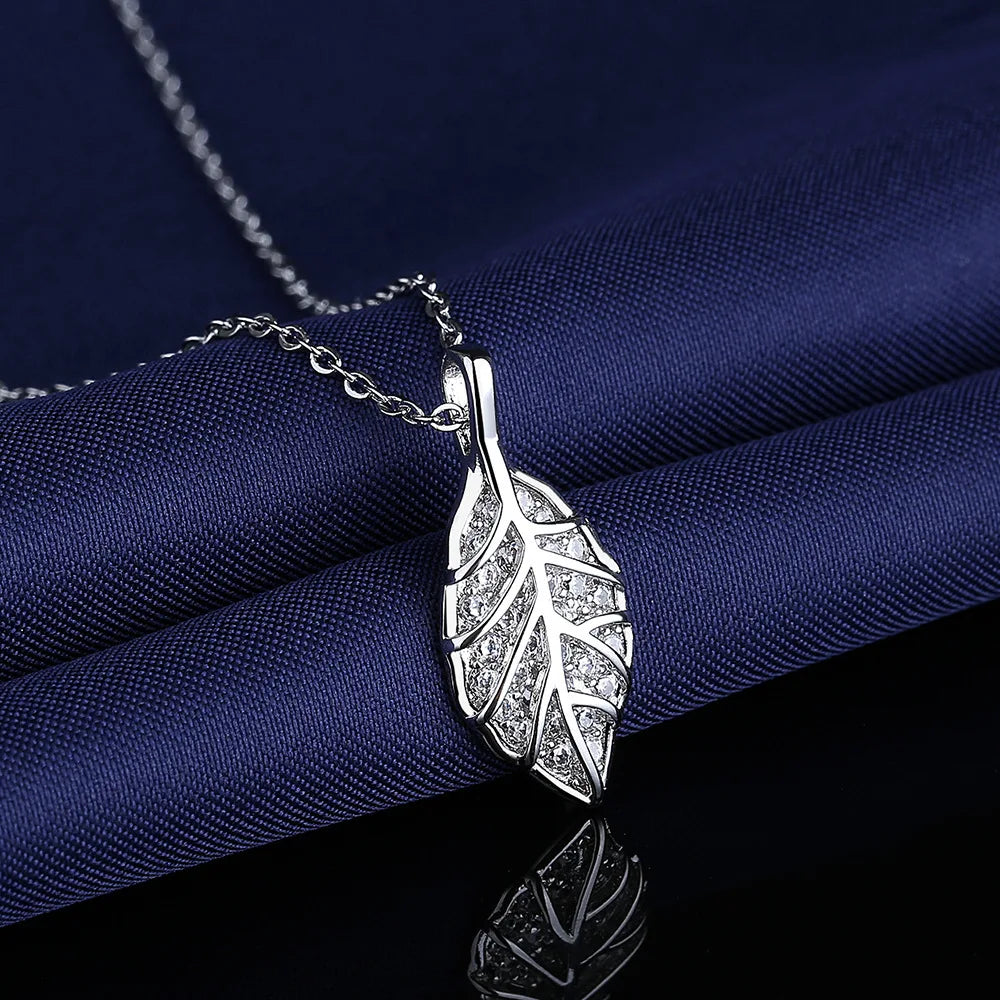 925 Sterling Silver Necklace For Women Round Pendent Sparkling Pave CZ Necklace Fashion Anniversary Birthday Jewelry Gifts