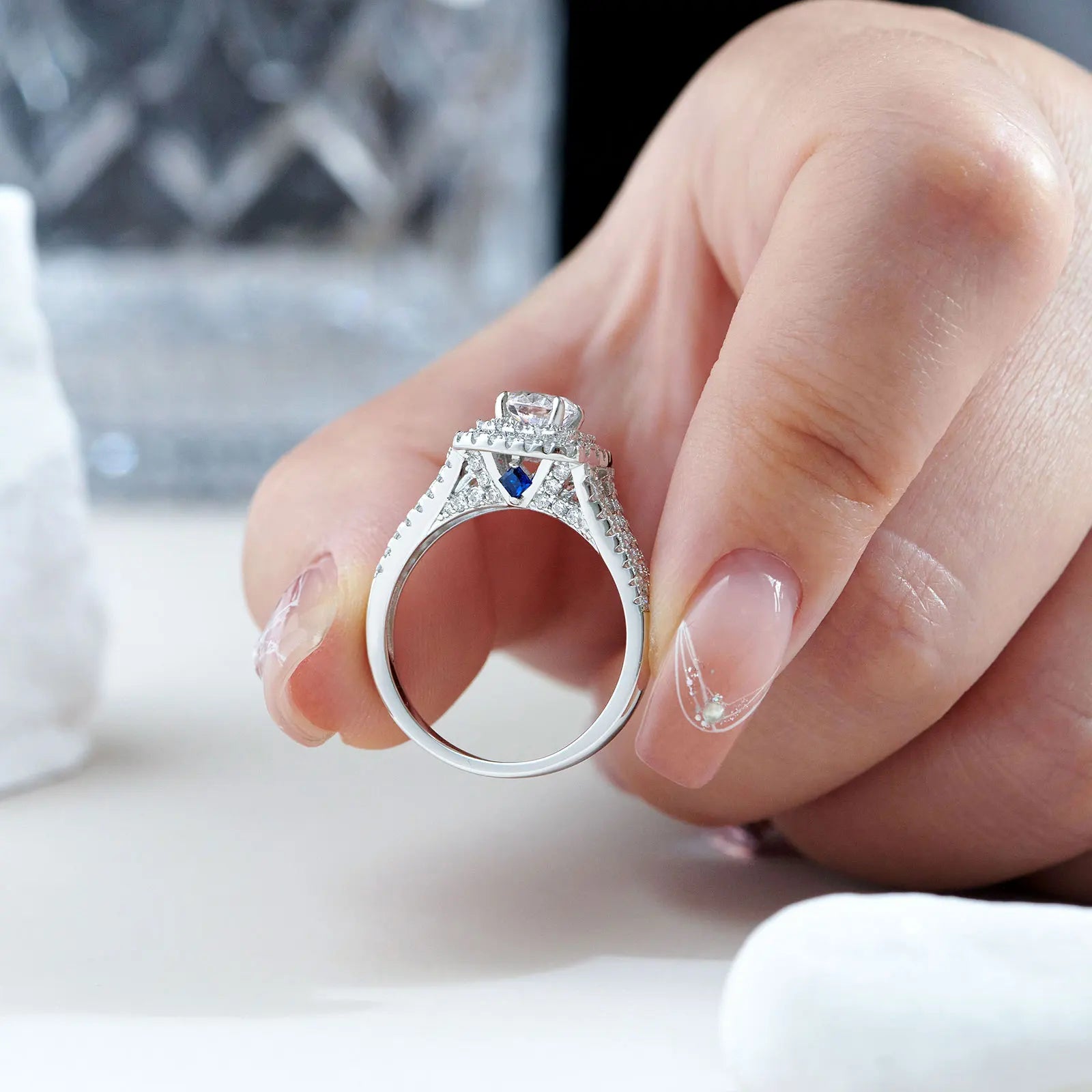 Newshe 2 Pcs 925 Silver Wedding Rings for Women Bridal Jewelry Halo Round Cut Cubic Zircons Victorian Style Engagement Ring
