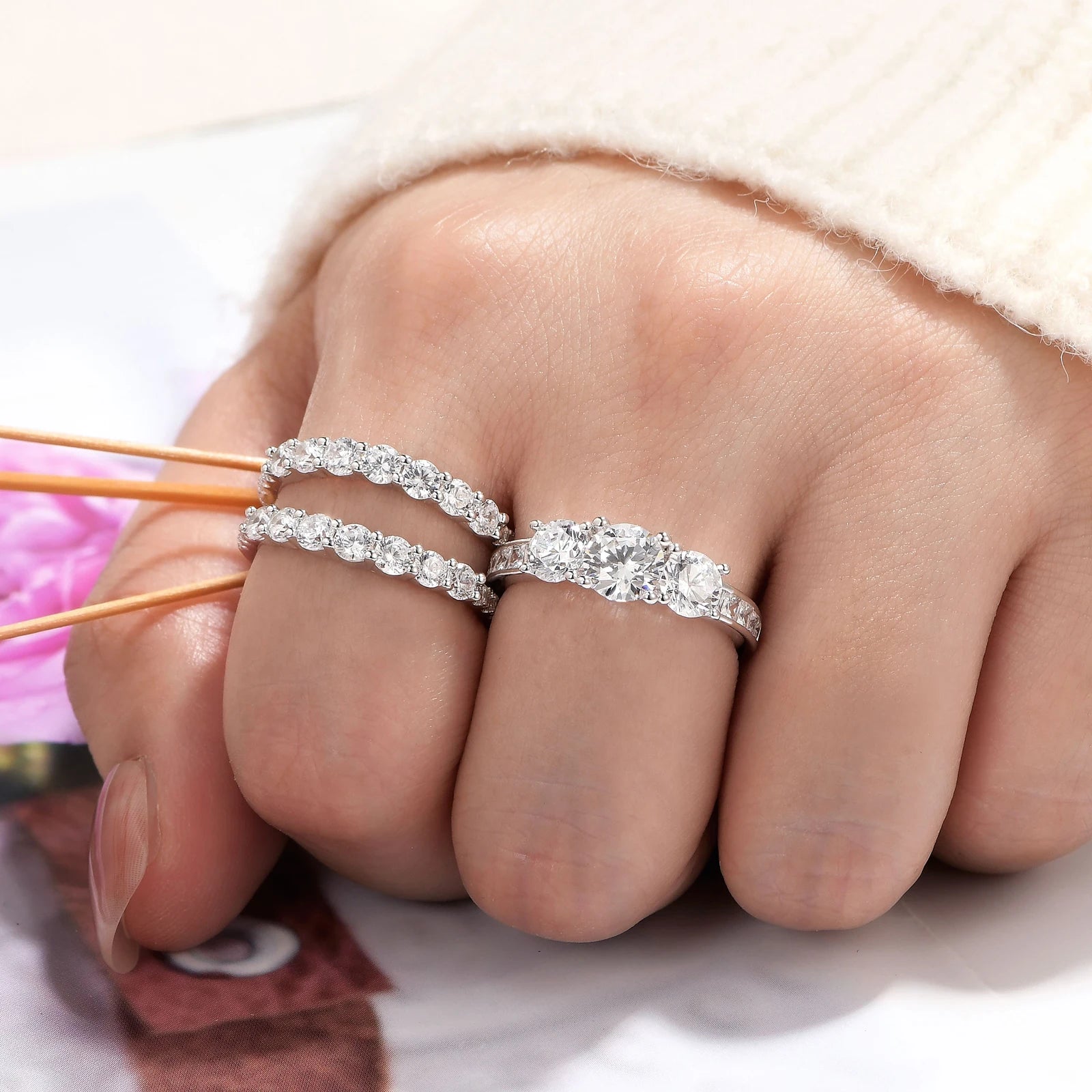 Newshe Solid 925 Sterling Silver Wedding Rings for Women AAAAA Grade Brilliant Round Cubic Zircon Guard Band Jewelry