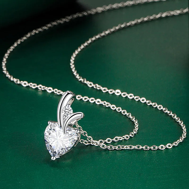 New 925 Sterling Silver Jewelry Elegant Feather Zircon Pendants Necklaces Women Fashion Exquisite Symbol CZ Wild Clavicle Chain