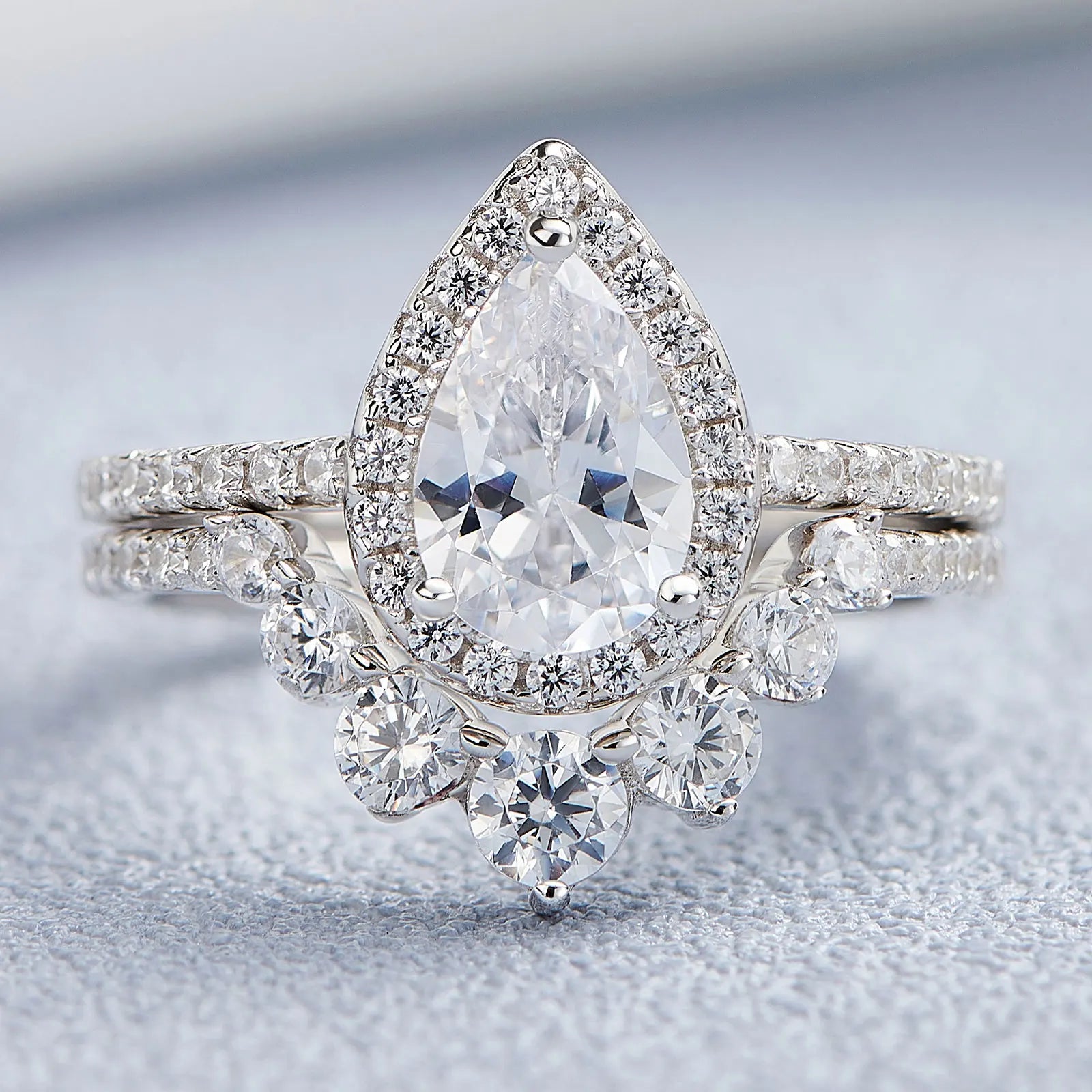 Newshe 1.5 Ct Halo Pear Cut 925 Silver Engagement Ring Set for Women Cambered Wedding Band High Grade Cz Luxury Bridal Jewelry