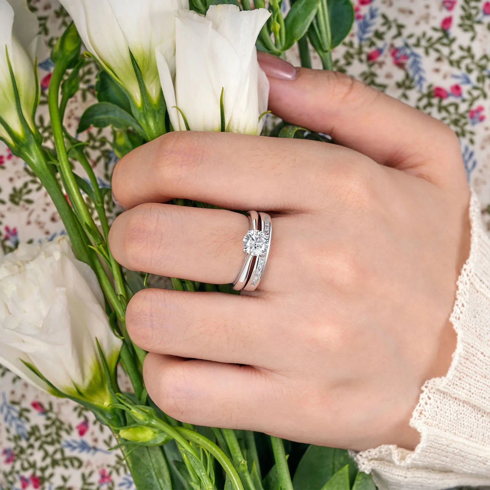 Newshe Solid 925 Silver Engagement Ring Wedding Band Fine Jewelry Luxury Solitaire Round Cubic Zircon Imitation Diamond Rings