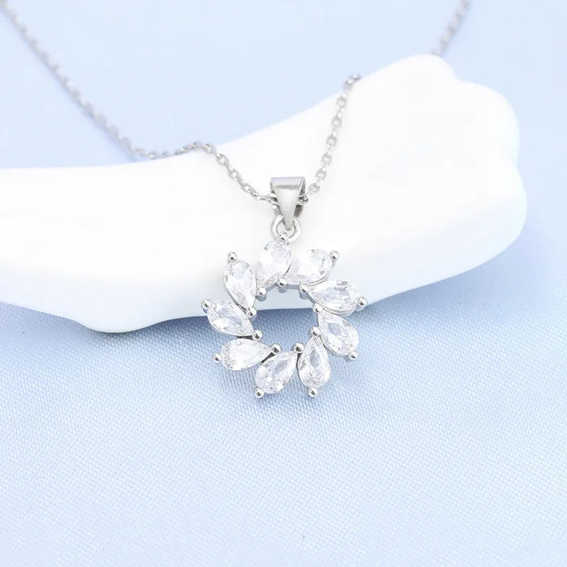 925 Sterling Silver Necklace For Women Round Pendent Sparkling Pave CZ Necklace Fashion Anniversary Birthday Jewelry Gifts N755