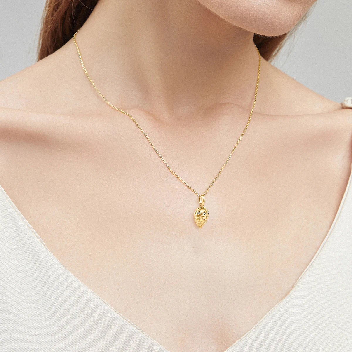 Recommend Lucky Acorn 14K Gold Pendant with Sterling Silver Chain Necklace for Women 3 Moissanite Stones Christmas Party Gifts