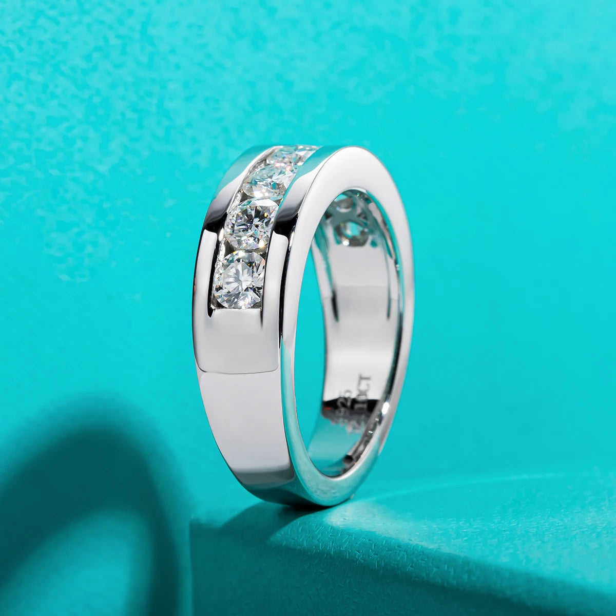 Vixonna 4mm Moissanite Wedding Band Ring 925 Silver
