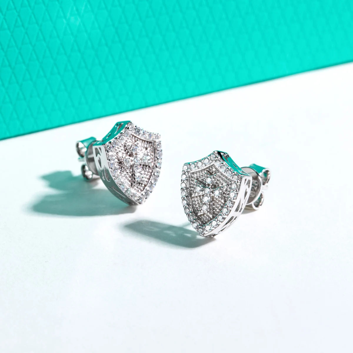 Vixonna Cross Moissanite Stud Earrings 0.3cttw 925 Silver