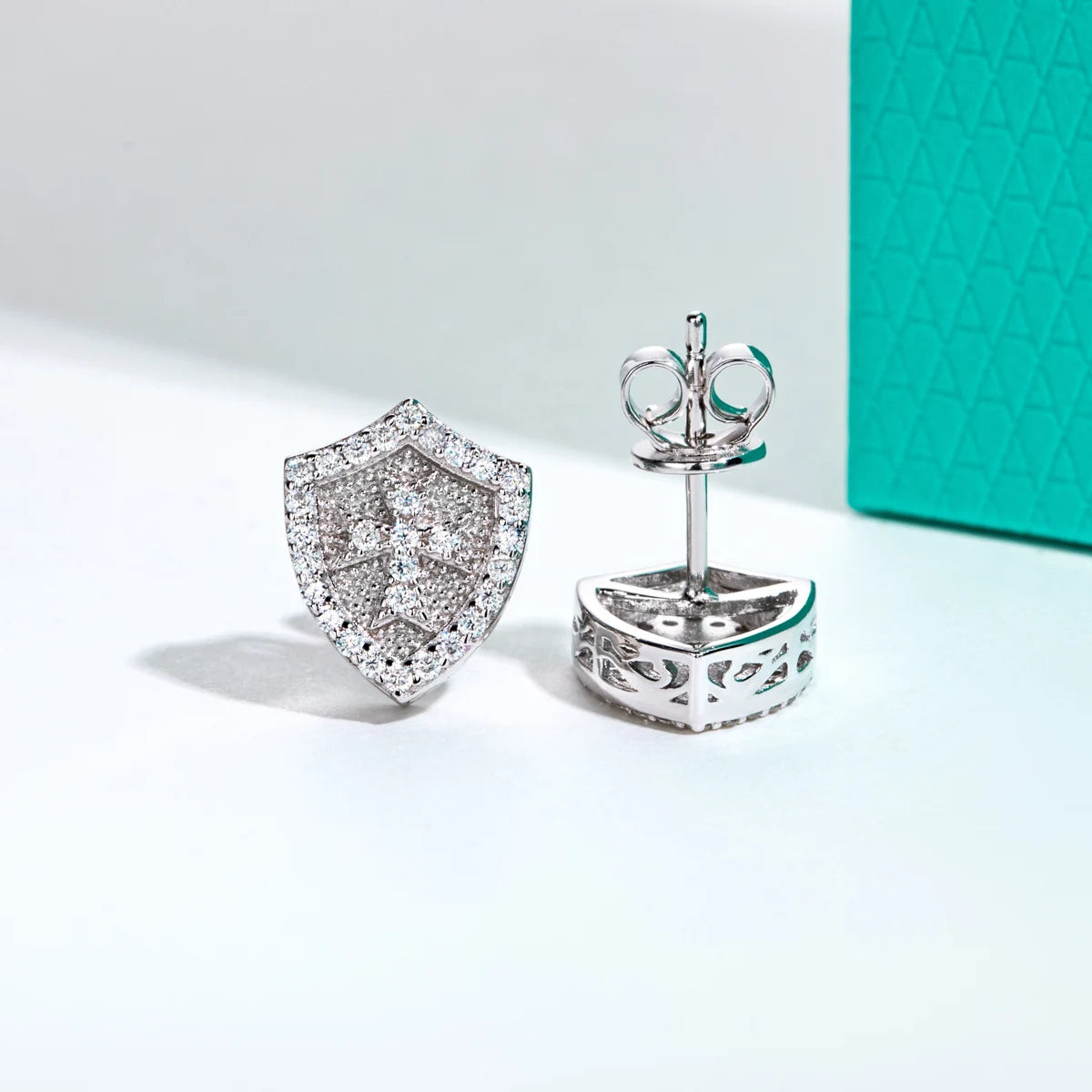 Vixonna Cross Moissanite Stud Earrings 0.3cttw 925 Silver