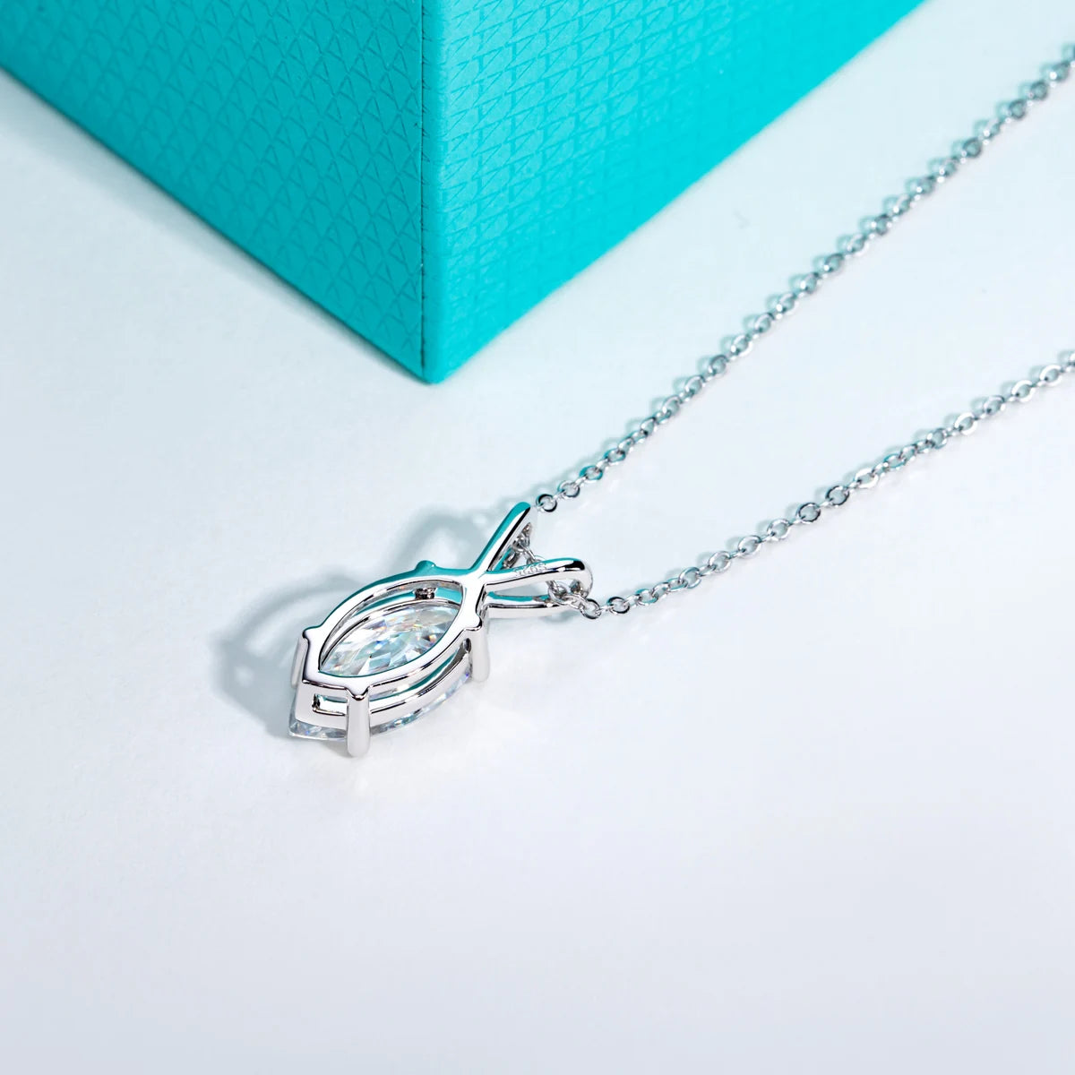 Vixonna Marquise Cut Moissanite Pendant Necklace 925 Silver D Color