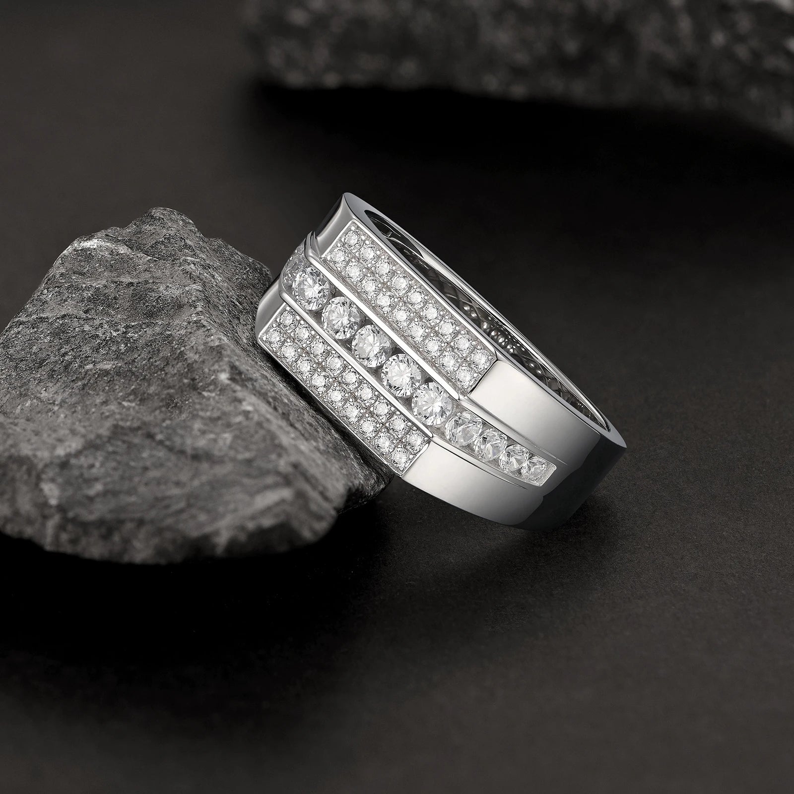 Vixonna Men's Full Moissanite Wedding Band Ring White Gold Plated D Color VVS1