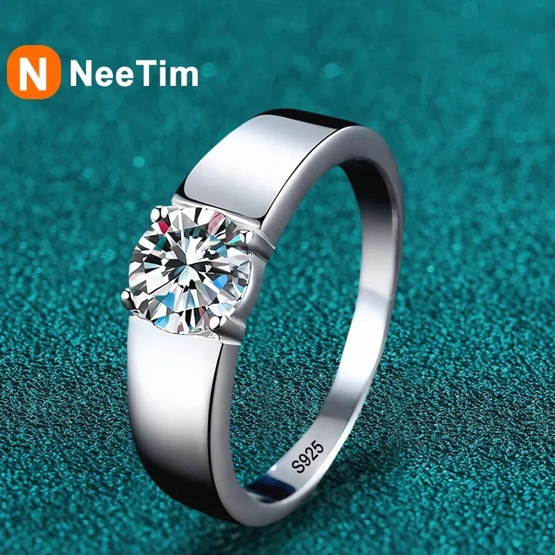 Vixonna Men's Moissanite Wedding Band Ring 925 Silver D Color VVS1