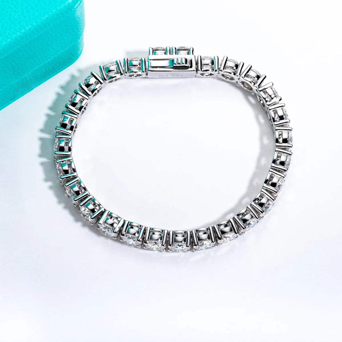 Vixonna Moissanite Tennis Bracelet 925 Silver D Color VVS1