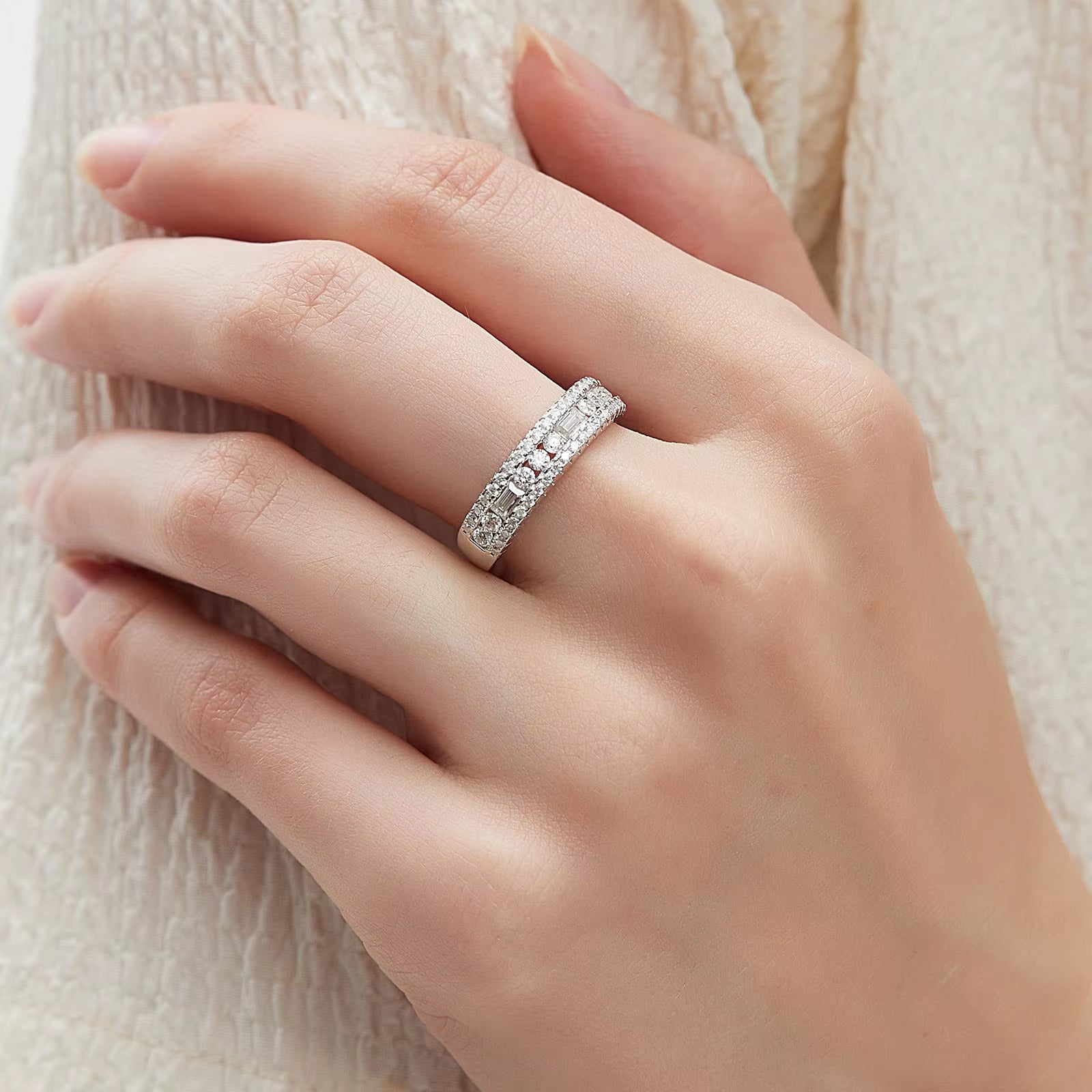 Vixonna Moissanite Wedding Band Ring 925 Silver GRA Round Pave