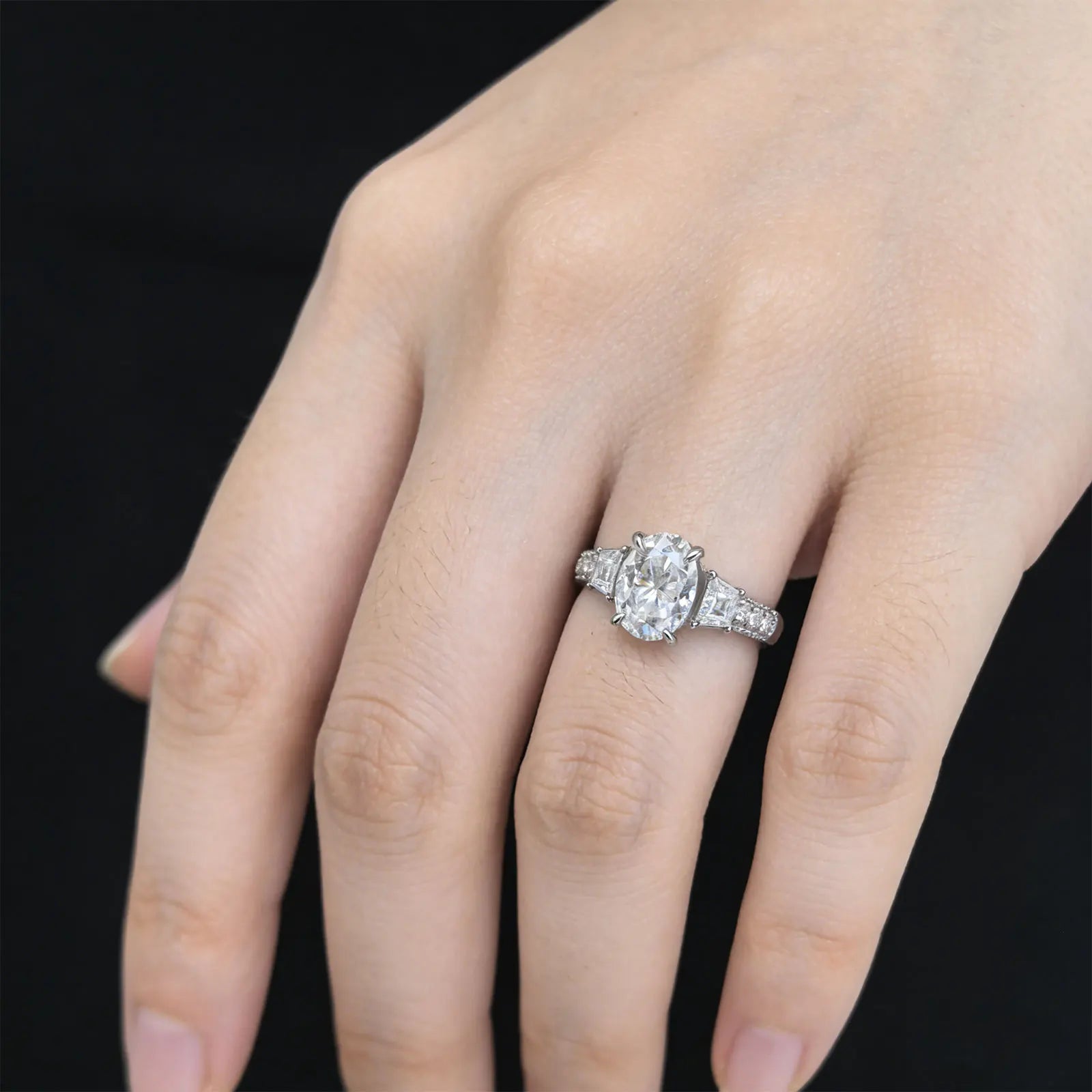 Vixonna Oval Cut Moissanite Engagement Ring 2ct D Color 925 Silver VVS1