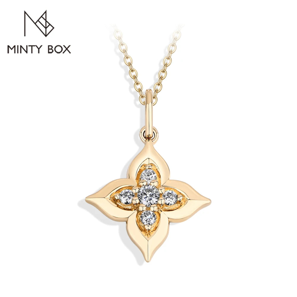Vixonna Women's Clover Moissanite Pendant Necklace 925 Silver D Color VVS1