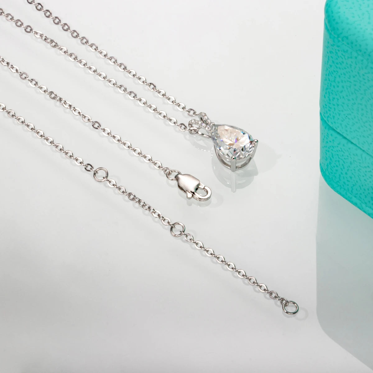 Vixonna Women's Four-Leaf Clover Moissanite Jewelry Set 925 Silver