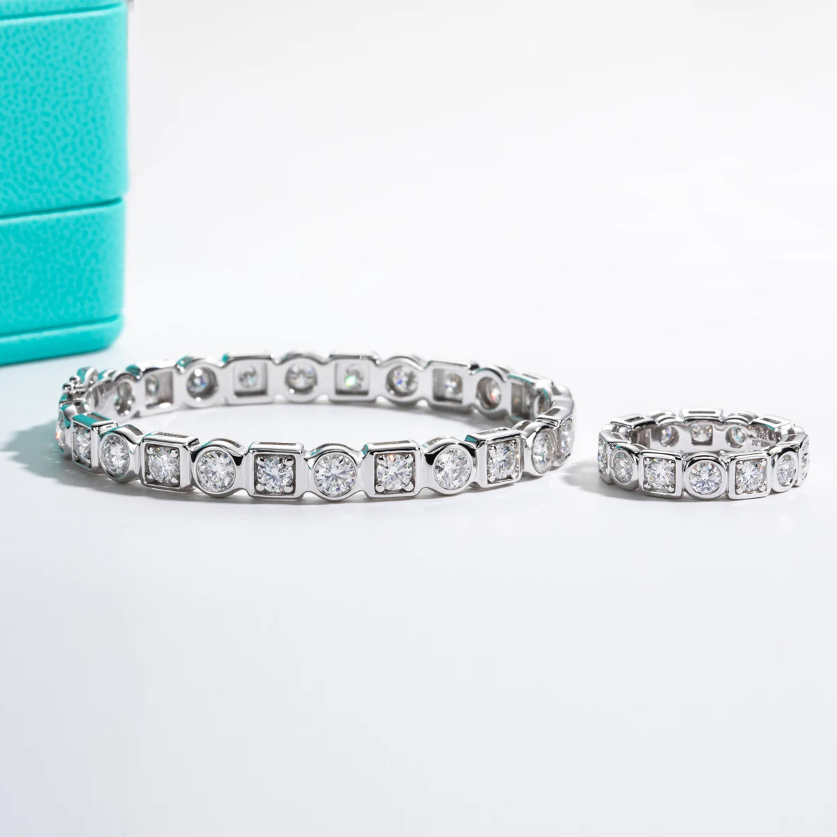 Vixonna Women's Moissanite Bezel Bangle Bracelet 925 Silver D Color