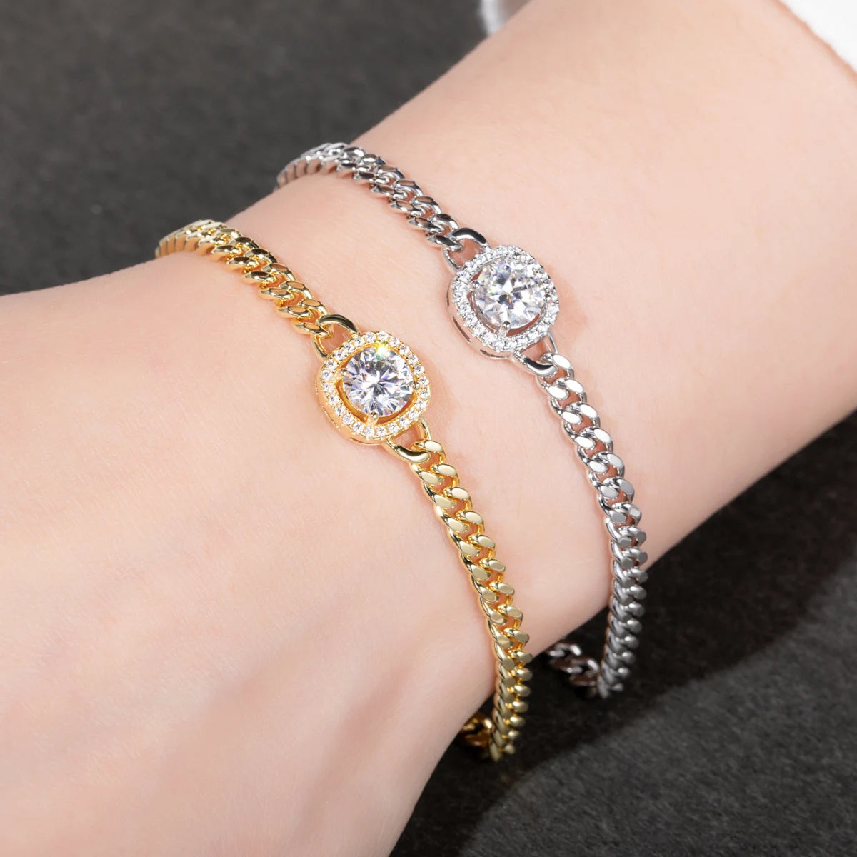 Vixonna Women's Moissanite Cuban Chain Bracelet 925 Silver