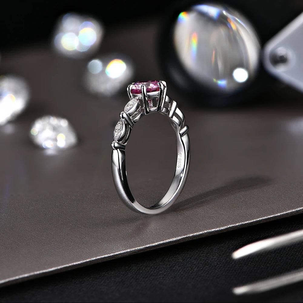 Vixonna Women's Moissanite Engagement Ring 925 Silver D Color Round Cut