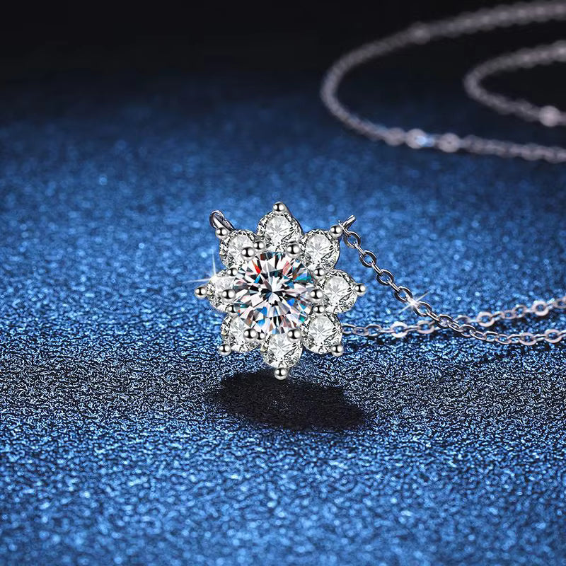Vixonna Women's Moissanite Pendant Necklace 925 Silver 1ct D Color VVS1