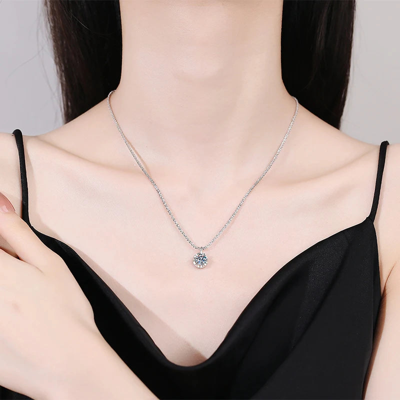 Vixonna Women's Moissanite Pendant Necklace 925 Silver D Color VVS1