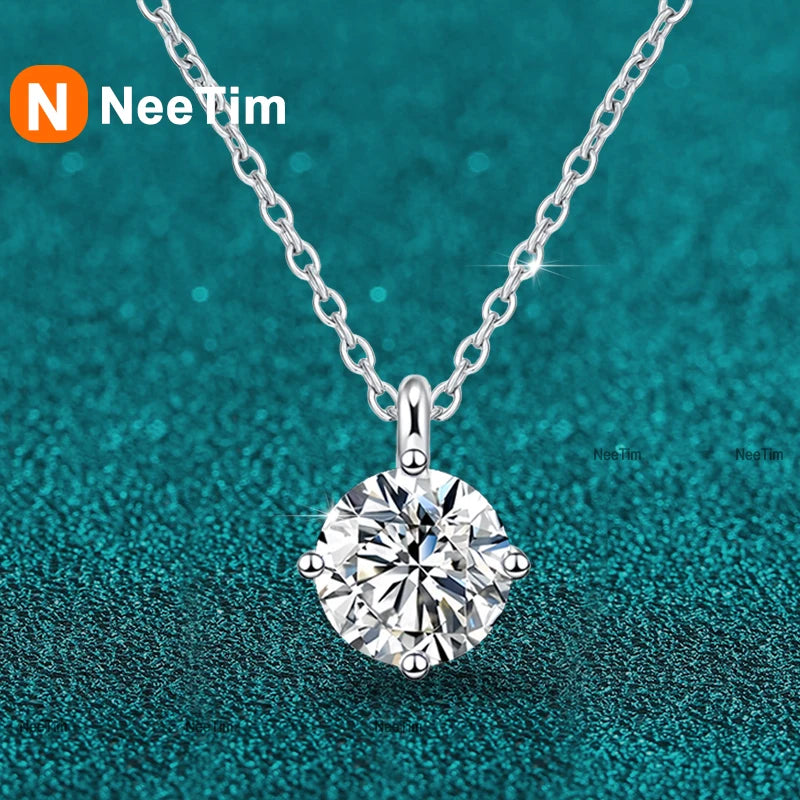 Vixonna Women's Moissanite Pendant Necklace 925 Silver D Color VVS1