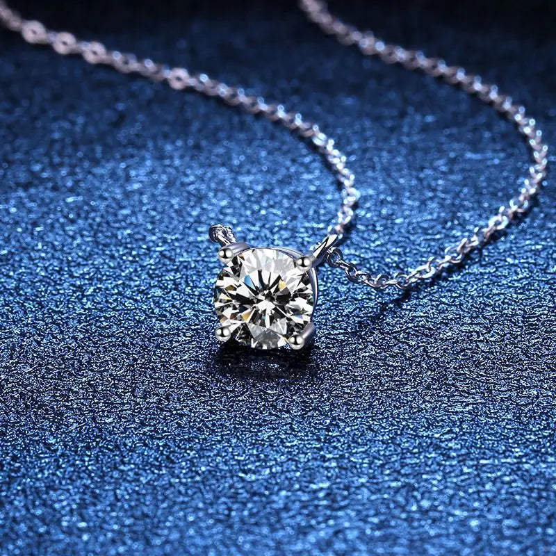 Vixonna Women's Moissanite Pendant Necklace 925 Silver D Color VVS1