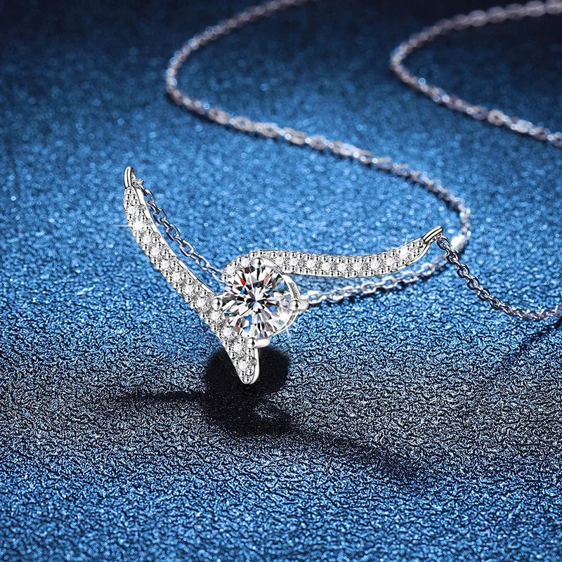Vixonna Women's Moissanite Pendant Necklace 925 Silver D Color VVS1