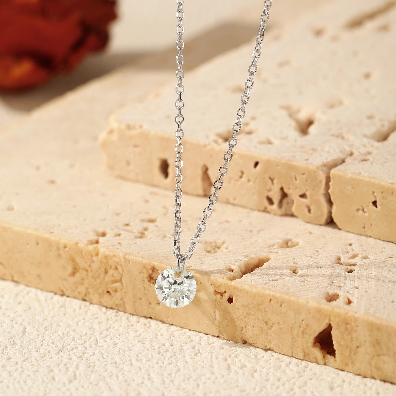 Vixonna Women's Moissanite Pendant Necklace 925 Silver D Color VVS1 Round
