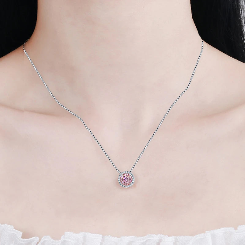 Vixonna Women's Moissanite Pendant Necklace 925 Silver D Color VVS1 Round