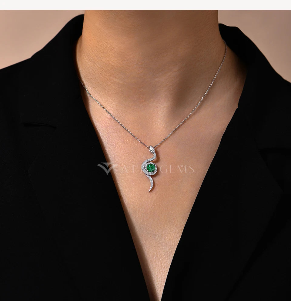 Vixonna Women's Moissanite Snake Pendant Necklace 925 Silver D Color VVS1