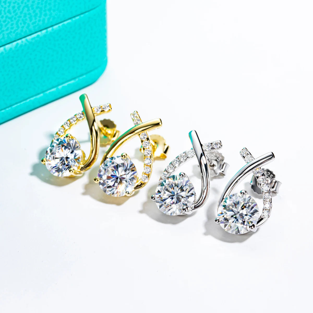 Vixonna Women's Moissanite Stud Earrings 4ct 925 Silver D Color