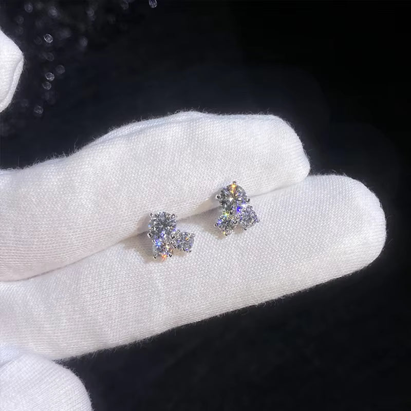 Vixonna Women's Moissanite Stud Earrings 925 Silver D Color VVS1