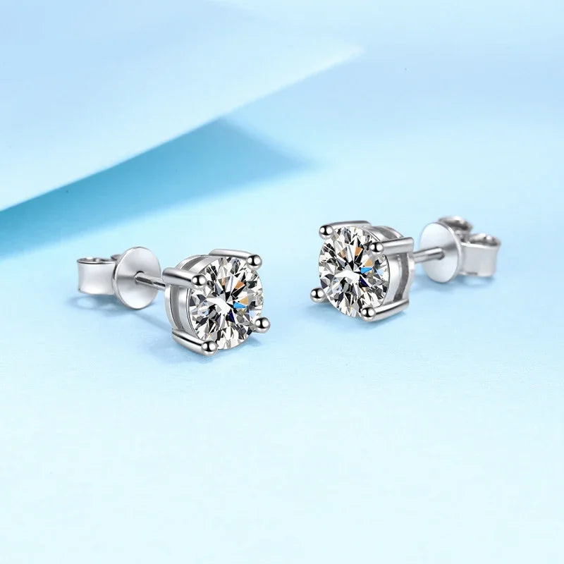 Vixonna Women's Moissanite Stud Earrings 925 Silver D Color VVS1