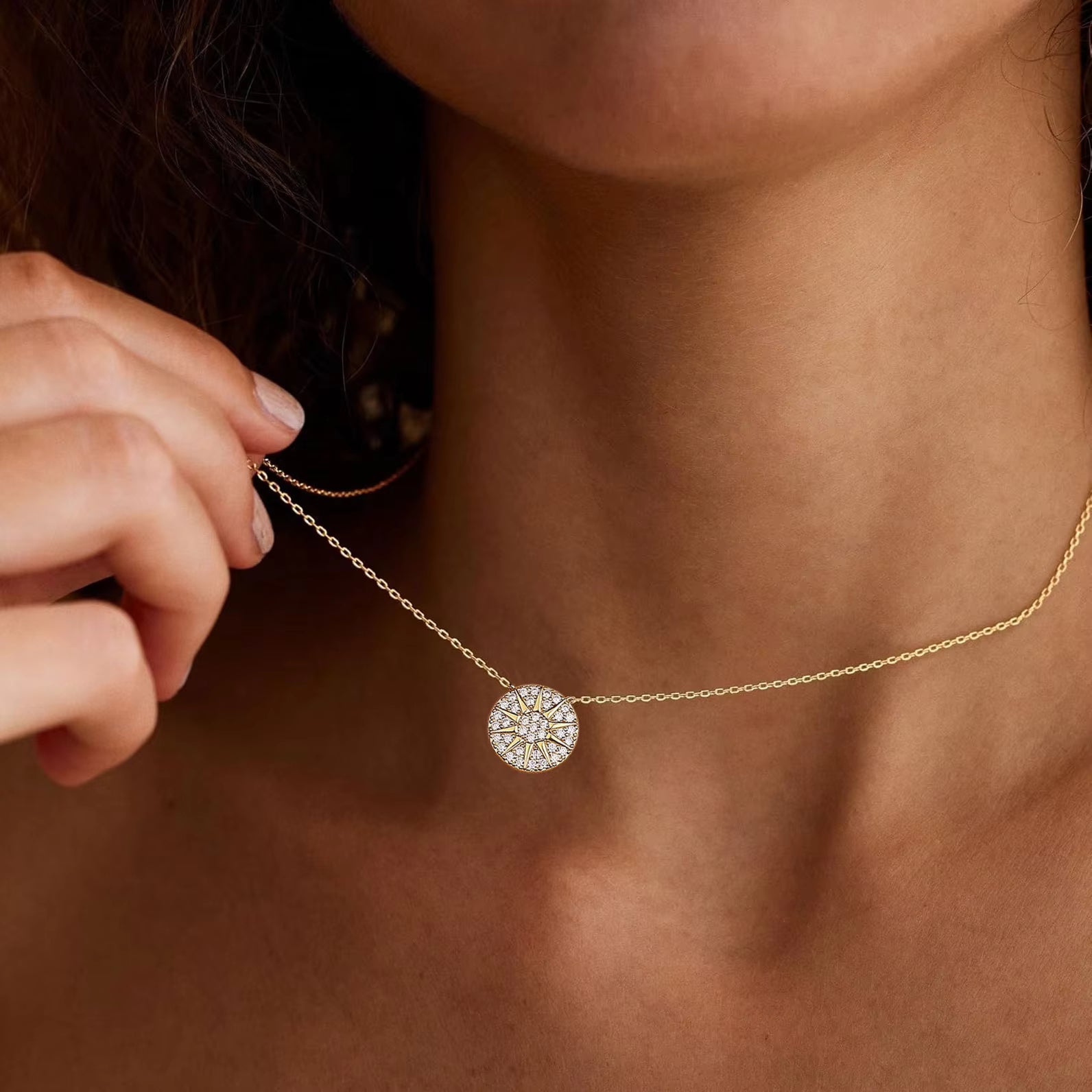 Vixonna Women's Moissanite Sunburst Pendant Necklace 925 Silver D Color VVS1