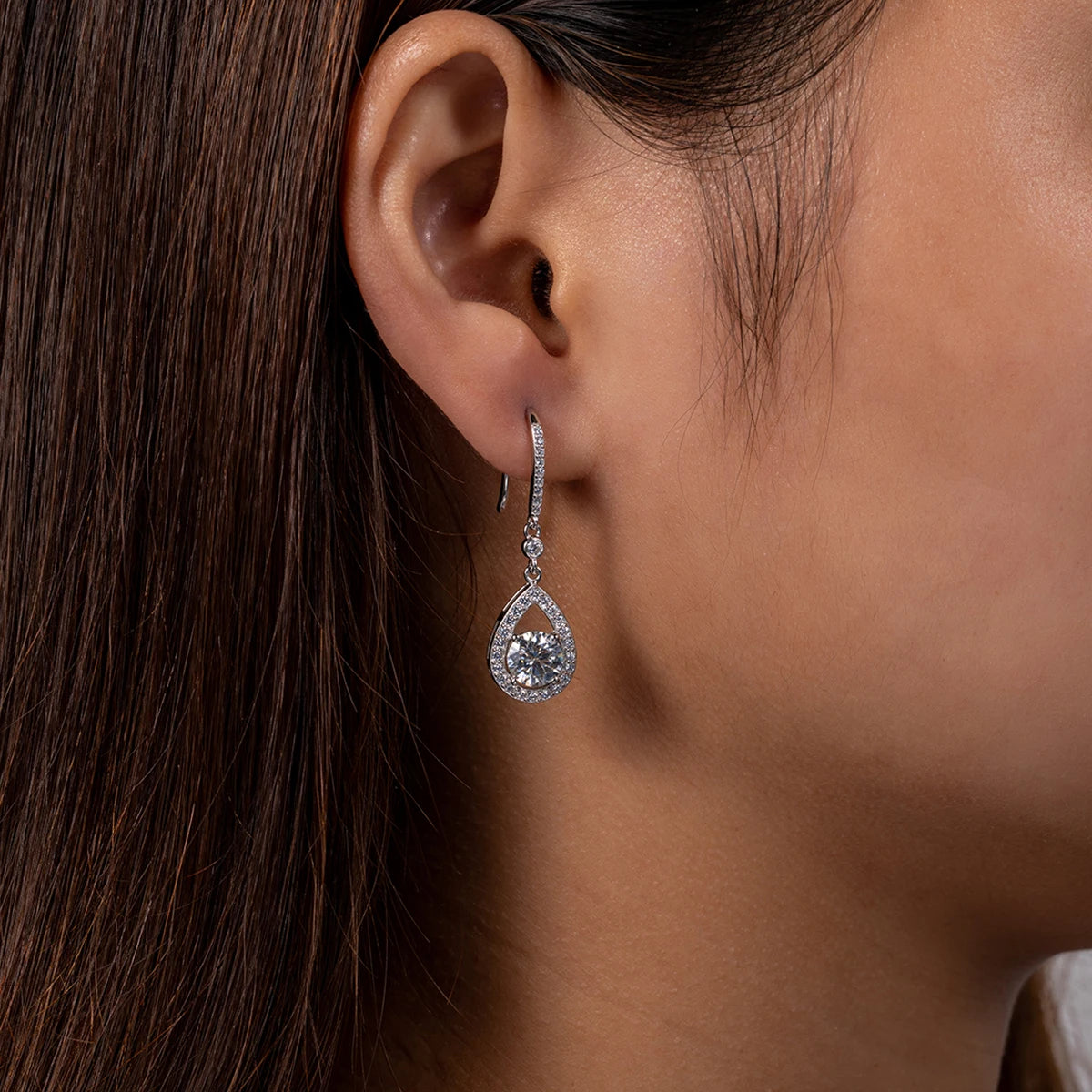 Vixonna Women's Moissanite Teardrop Hook Earrings 925 Silver 1ct D Color