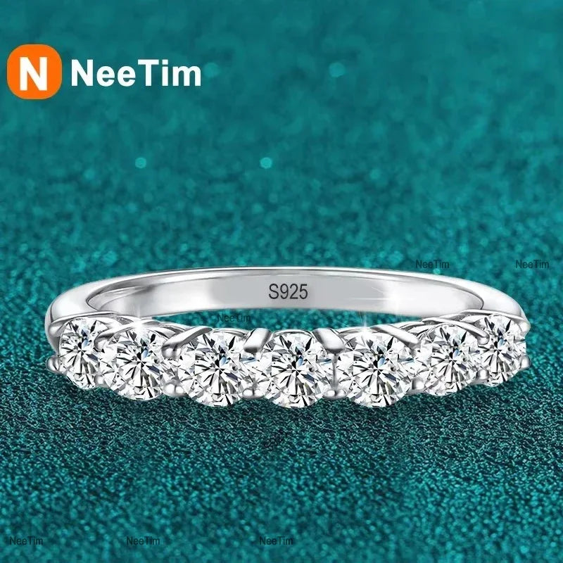 Vixonna Women's Moissanite Wedding Band Ring 925 Silver D Color VVS1 3mm