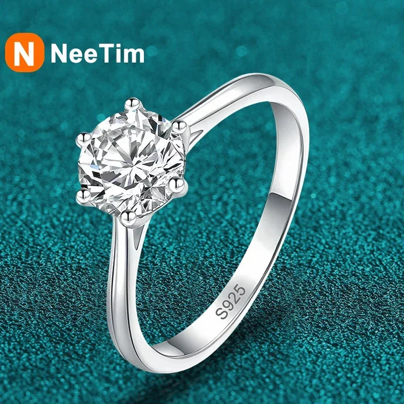 Vixonna Women's Moissanite Wedding Ring 925 Silver D Color VVS1 0.3ct