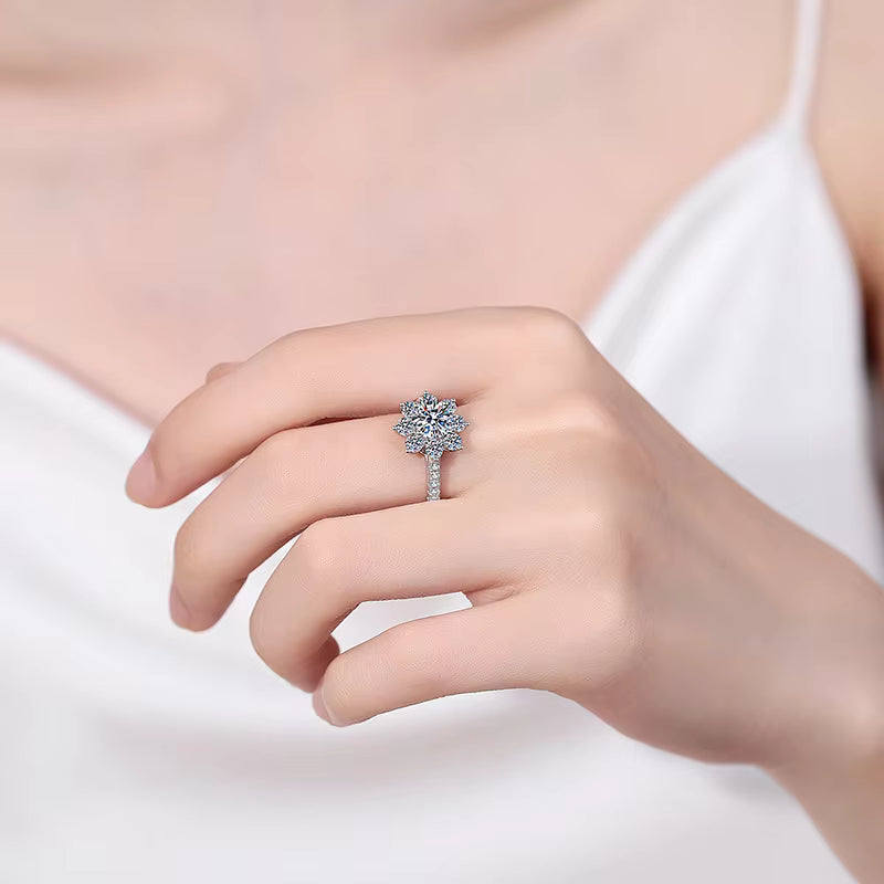 Vixonna Women's Moissanite Wedding Ring 925 Silver D Color VVS1