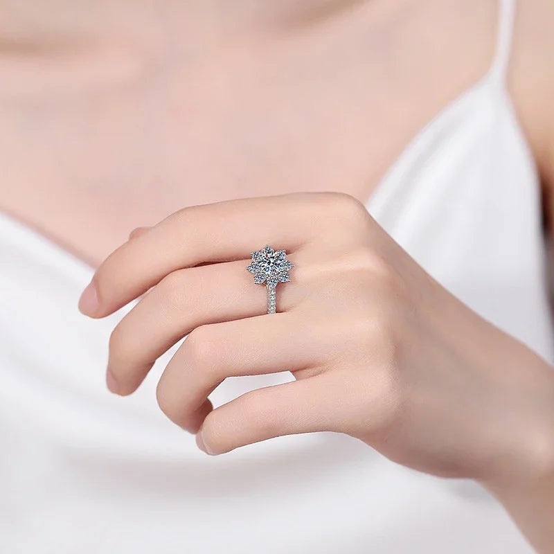Vixonna Women's Moissanite Wedding Ring 925 Silver D Color VVS1