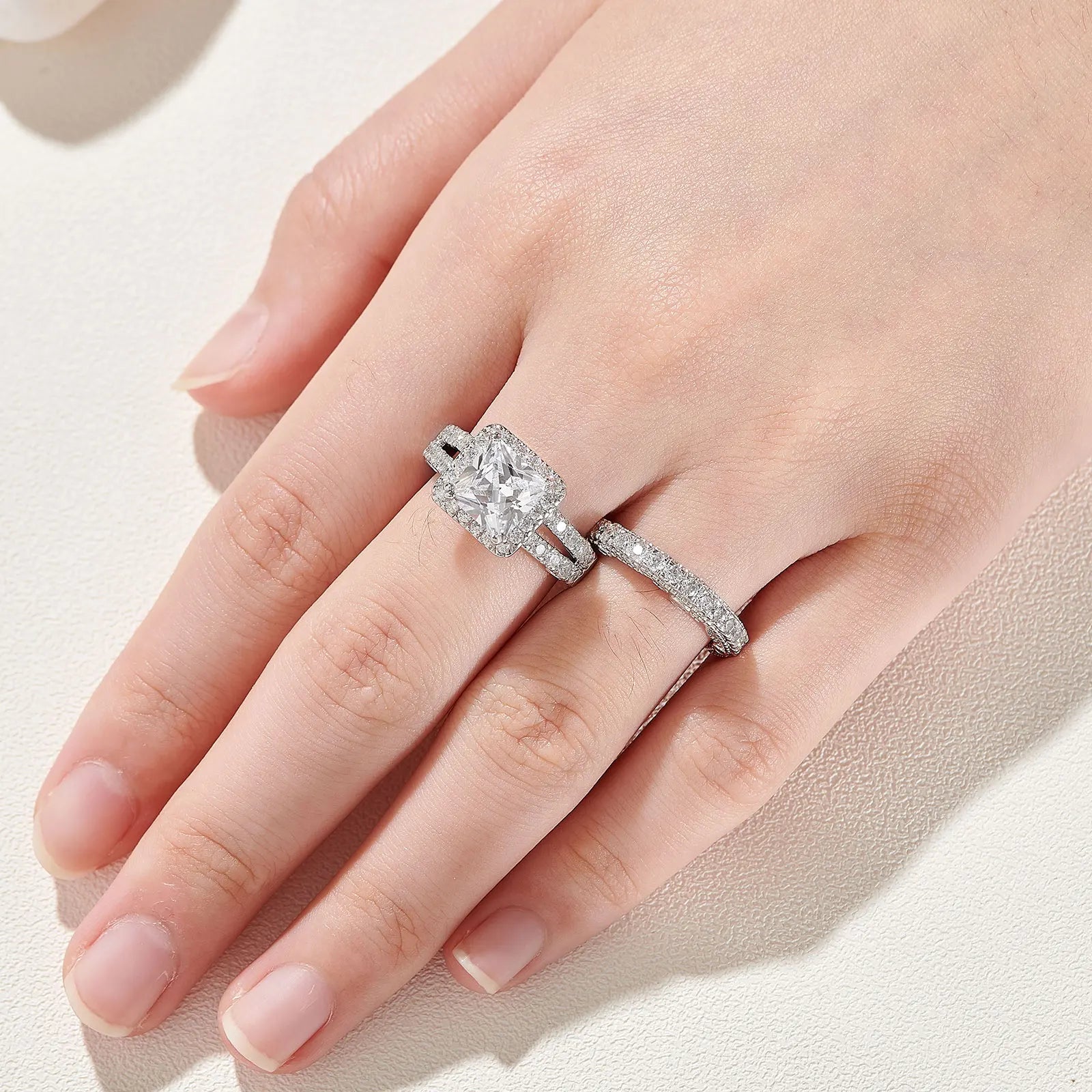 Vixonna Women's Moissanite Wedding Ring Set D Color VVS1 Princess Cut