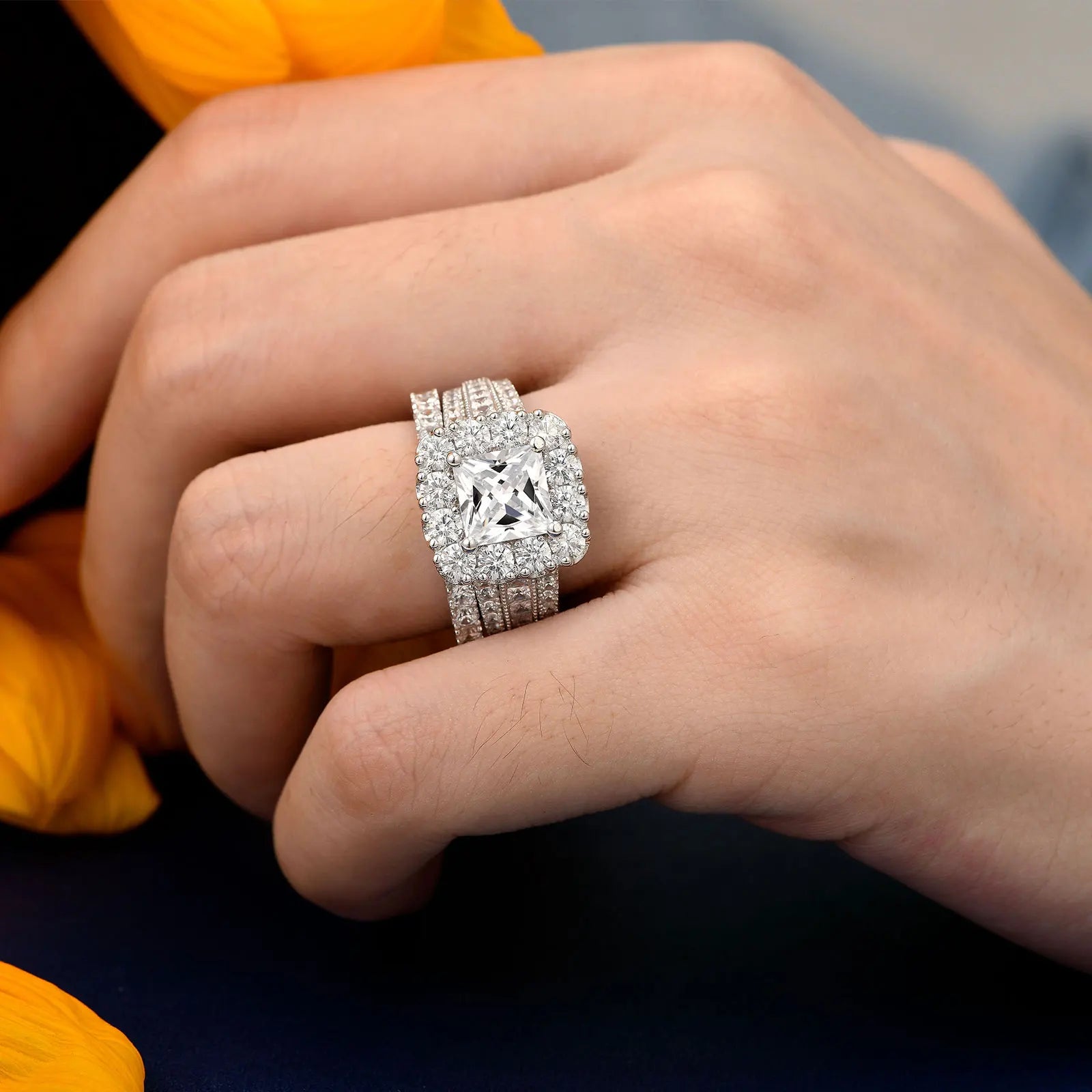 Vixonna Women's Moissanite Wedding Ring Set D Color VVS1 Princess Cut
