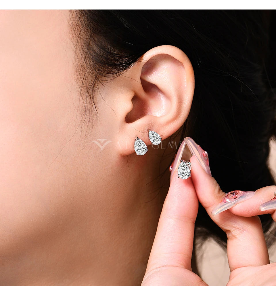 Vixonna Women's Pear Cut Moissanite Stud Earrings 925 Silver D Color VVS1