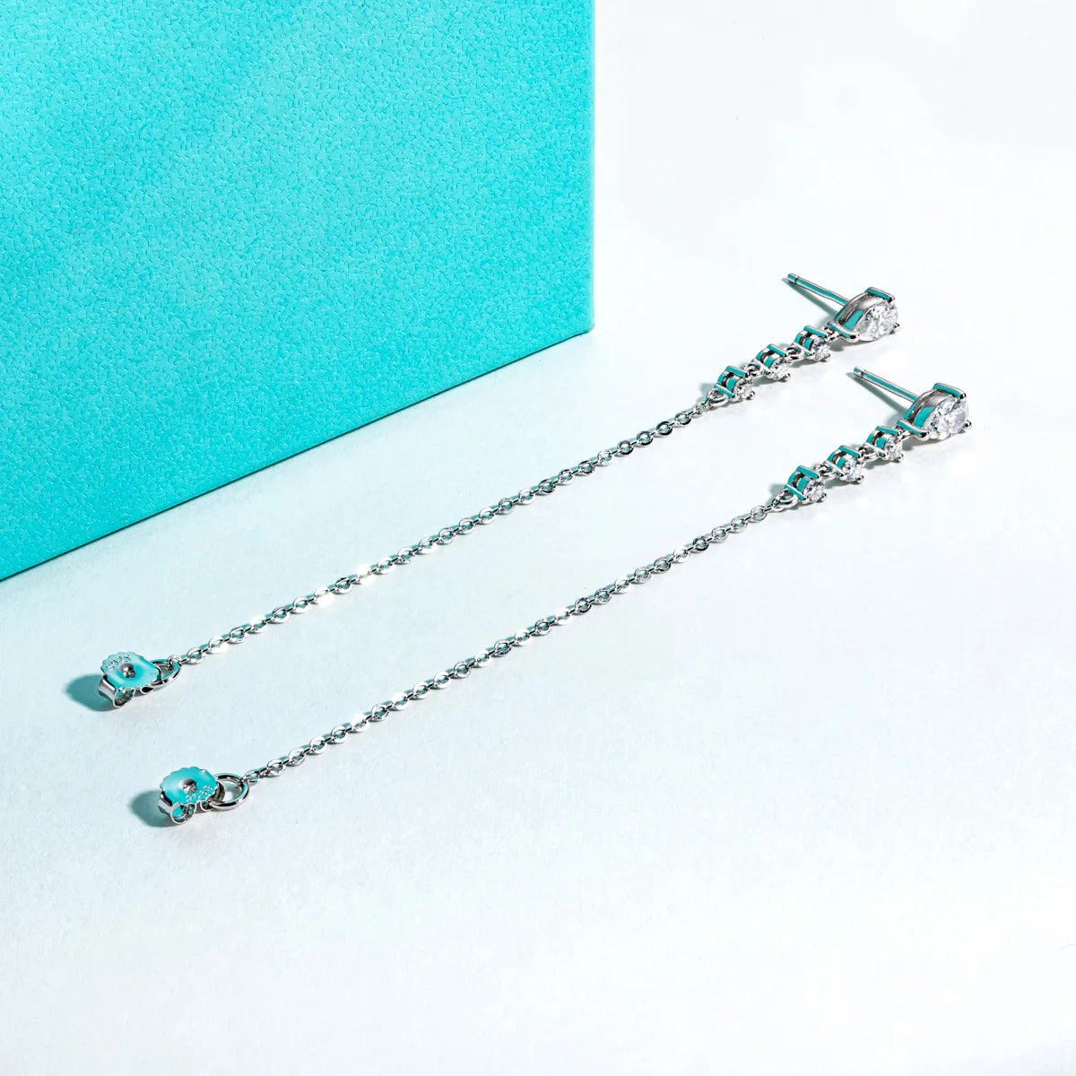 Vixonna Women's Pear Moissanite Drop Earrings 925 Silver D Color 1cttw