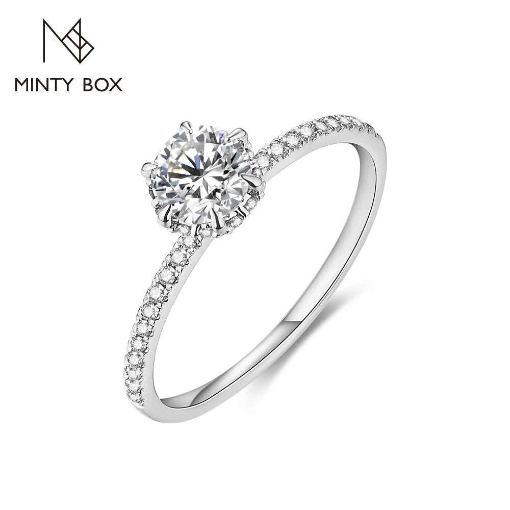 Vixonna Women's Round Cut Moissanite Ring 925 Silver D Color VVS1