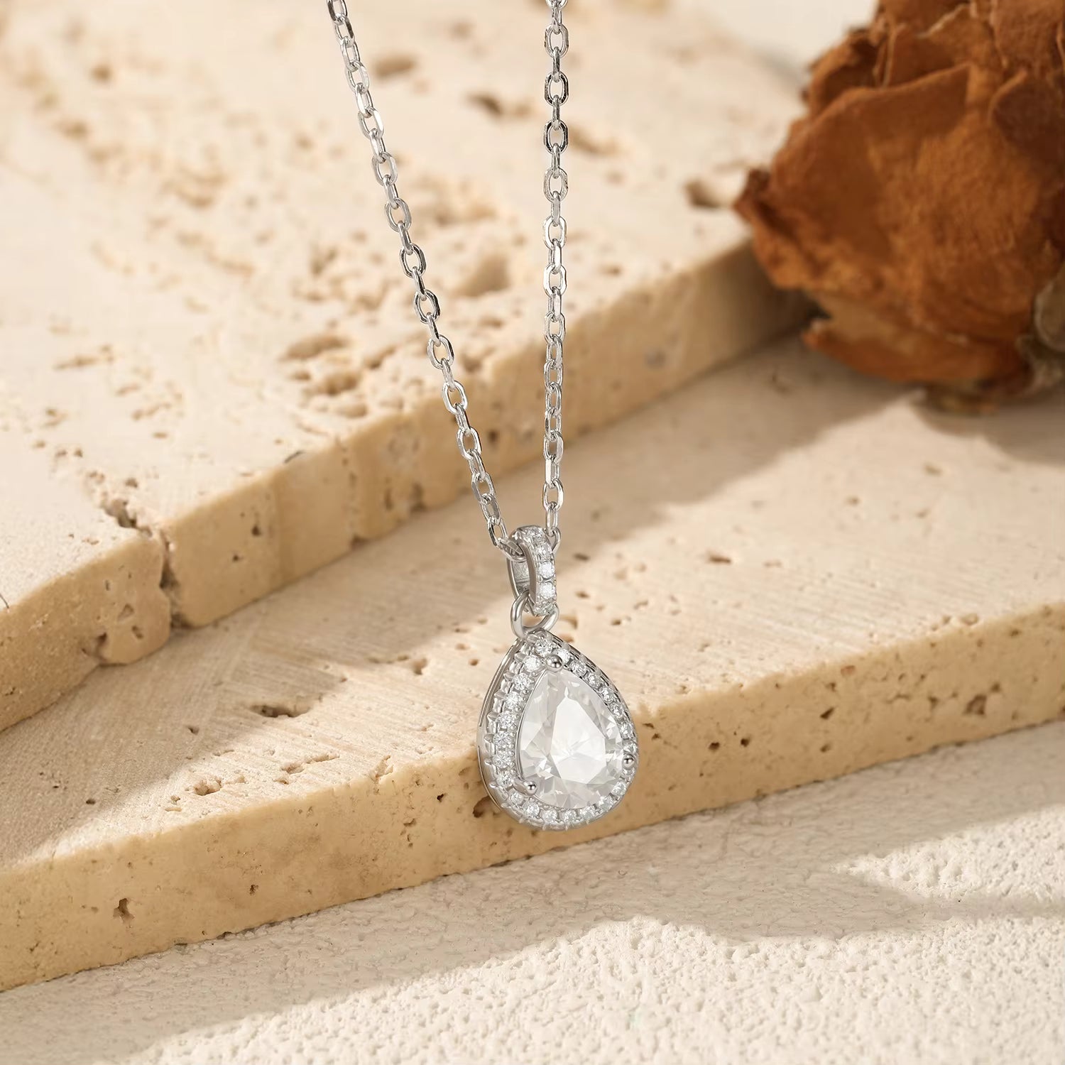 Vixonna Women's Water Drop Moissanite Wedding Necklace 925 Silver 1.2ct