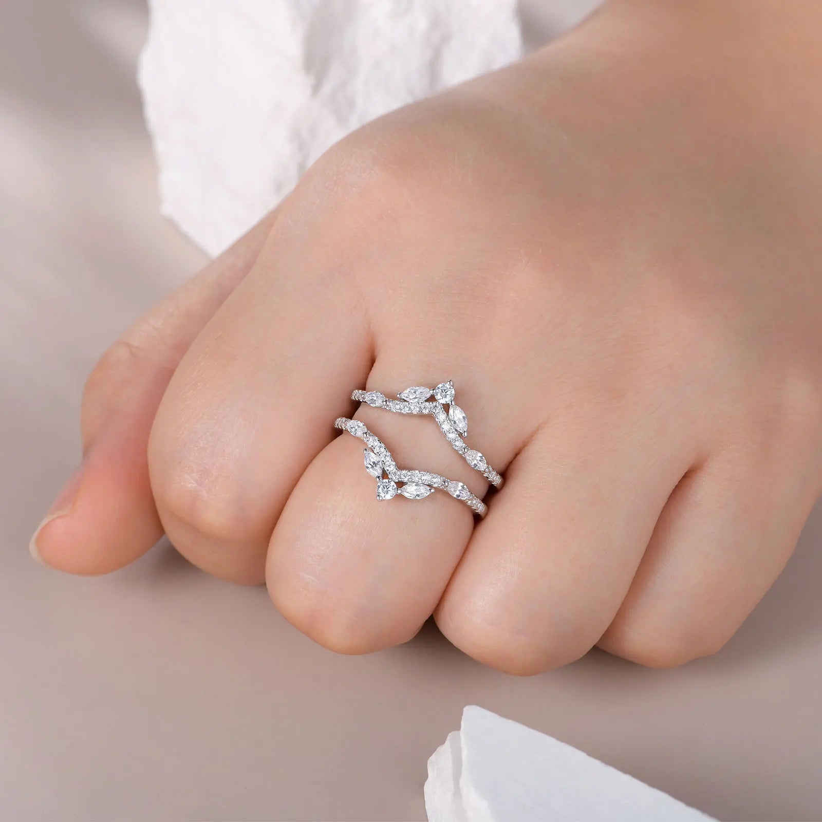 Vixonna Women's Wedding Ring Enhancer Crown Guard Band 925 Silver